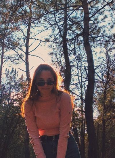 Лена Маначенко