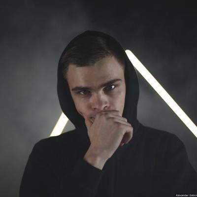 Александр Манин